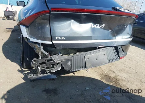 2024 Kia Ev6 Light z USA, uszkodzony, nr VIN KNDC34LB6R5203323